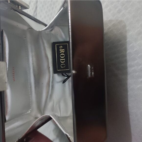Rodo Small Metal Box Clutch - Picture 4 of 7